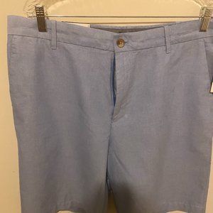 Men's Izod Newport Oxford Shorts. Size 36 waist, 10.5 INSEAM. Blue Revival